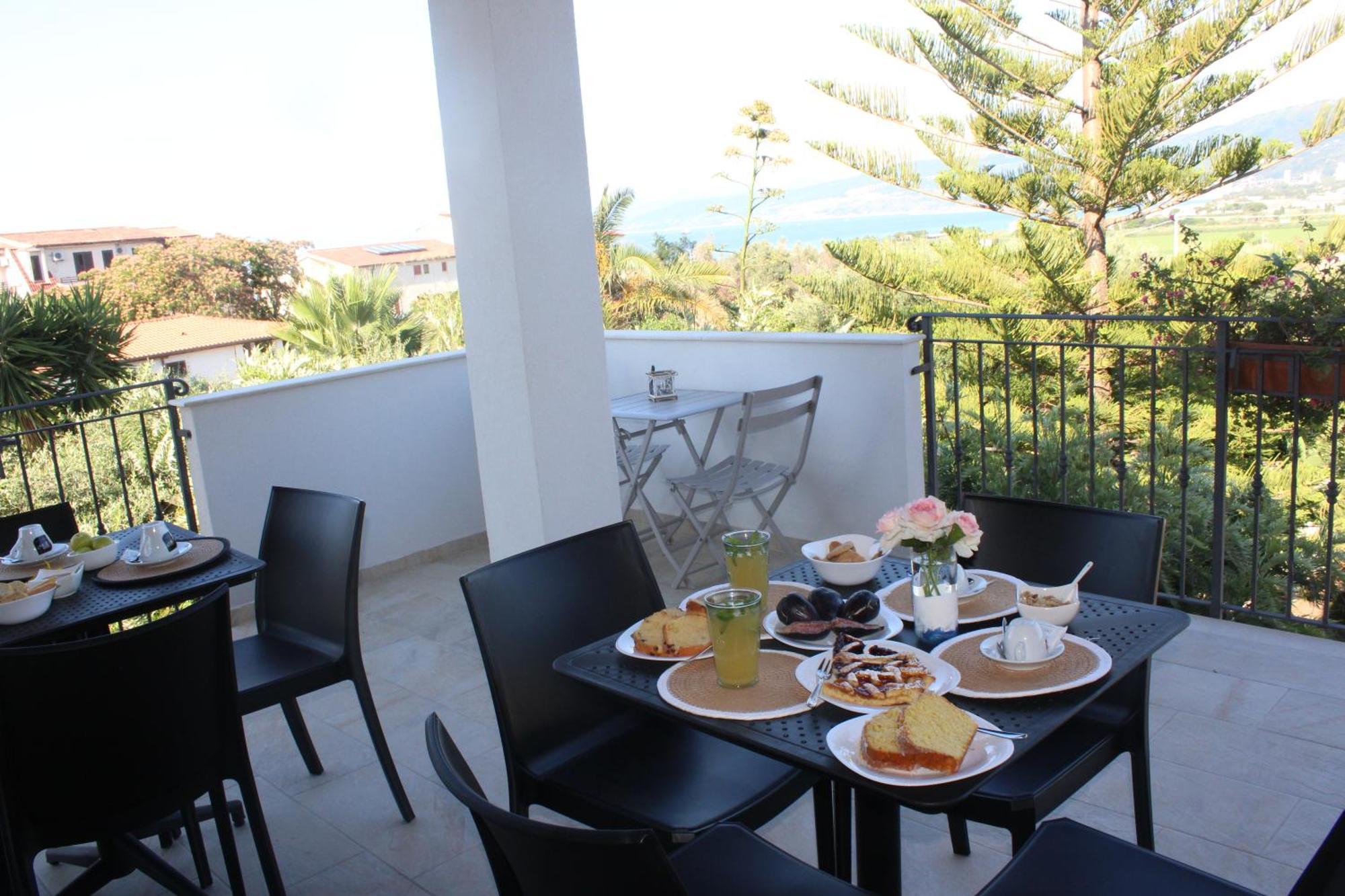 Residenza Anna Calabria Bed & Breakfast Briatico Dış mekan fotoğraf