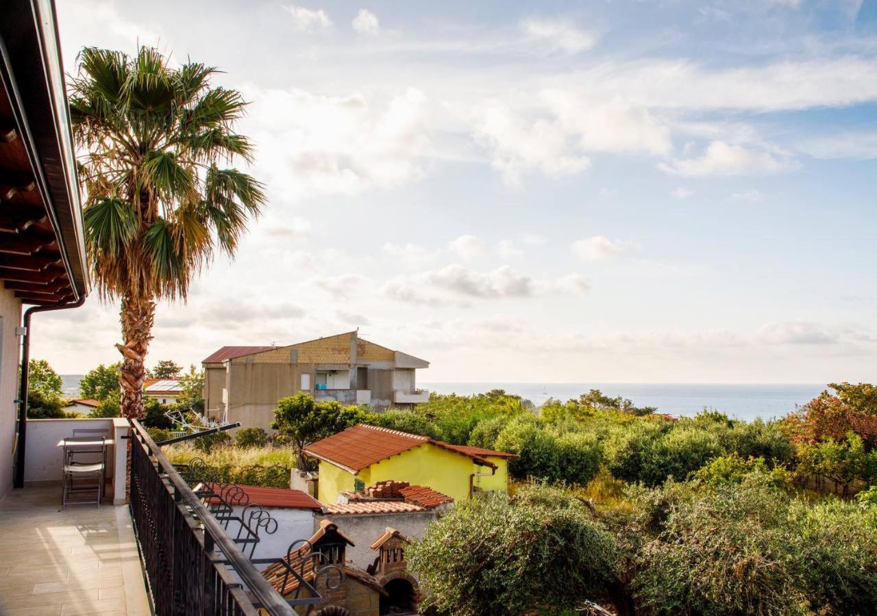 Residenza Anna Calabria Bed & Breakfast Briatico Dış mekan fotoğraf